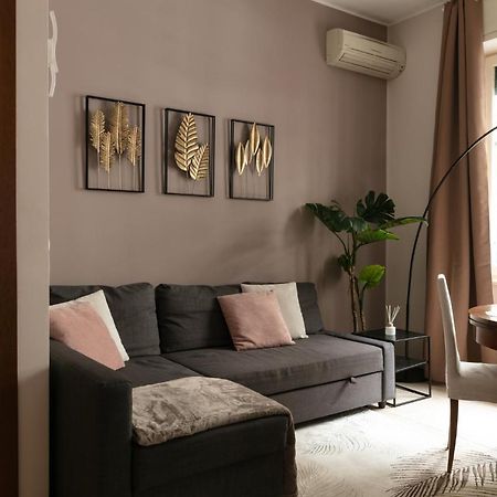 Dehomes - Citylife & Sempione Exclusive Suite Милан Экстерьер фото