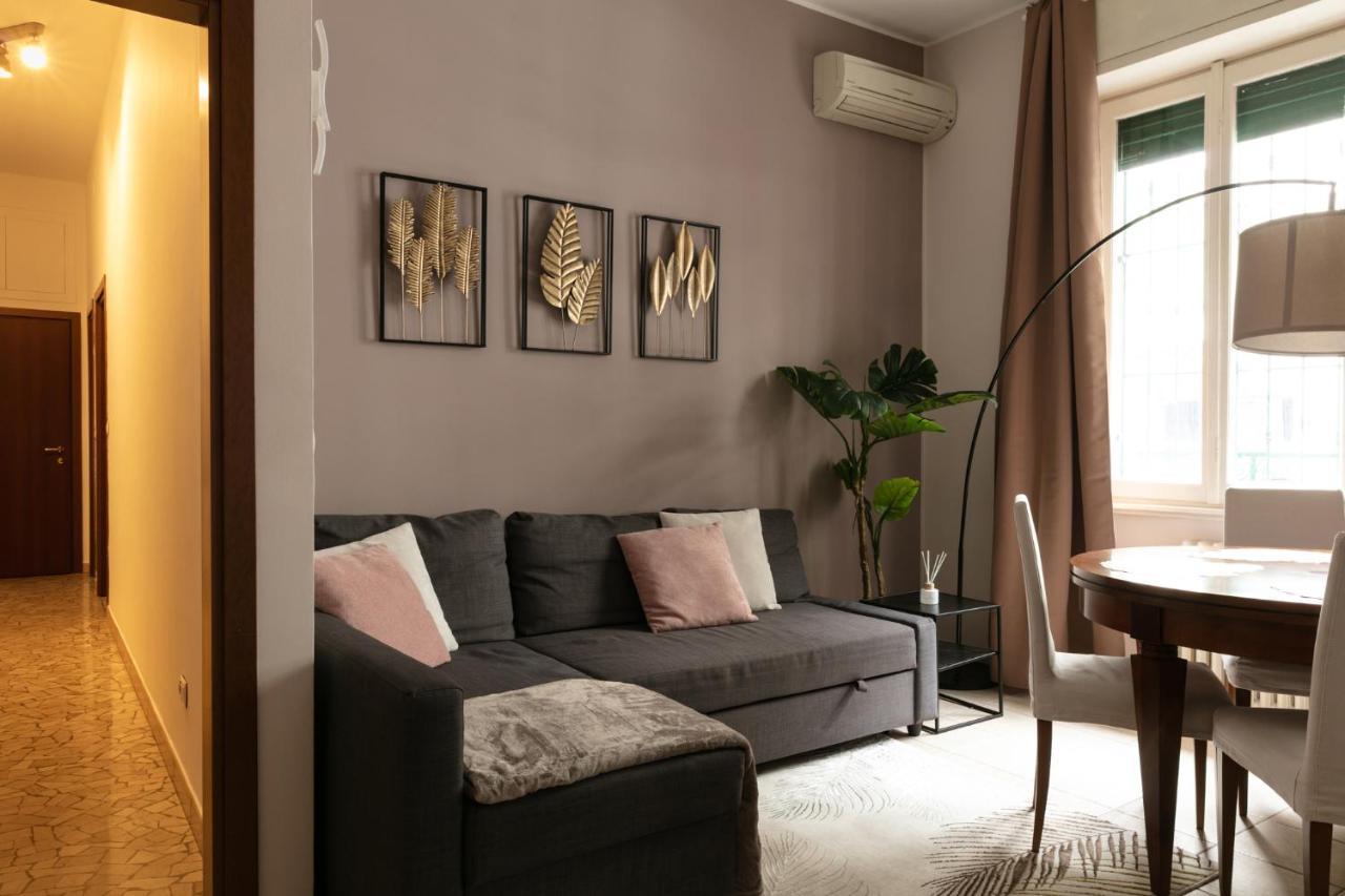 Dehomes - Citylife & Sempione Exclusive Suite Милан Экстерьер фото
